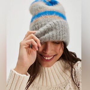 Free People | Groove Stripe Beanie - Blue/Gray - Fuzzy Soft Cozy - NWT